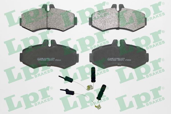 Колодки тормозные дисковые LPR 05P672A