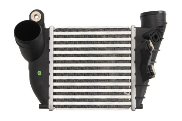 Интеркулер THERMOTEC DAA008TT