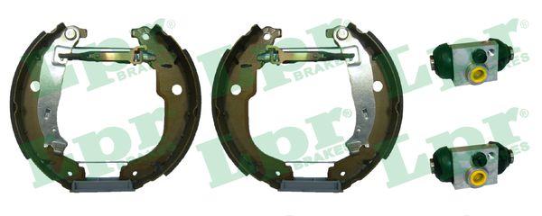 Комплект тормозных колодок LPR OEK840