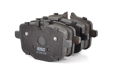 Комплект тормозных колодок дисковый тормоз BSG BSG 15-200-038