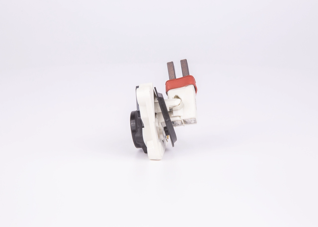 Регулятор генератора BOSCH 1 987 AN0 215