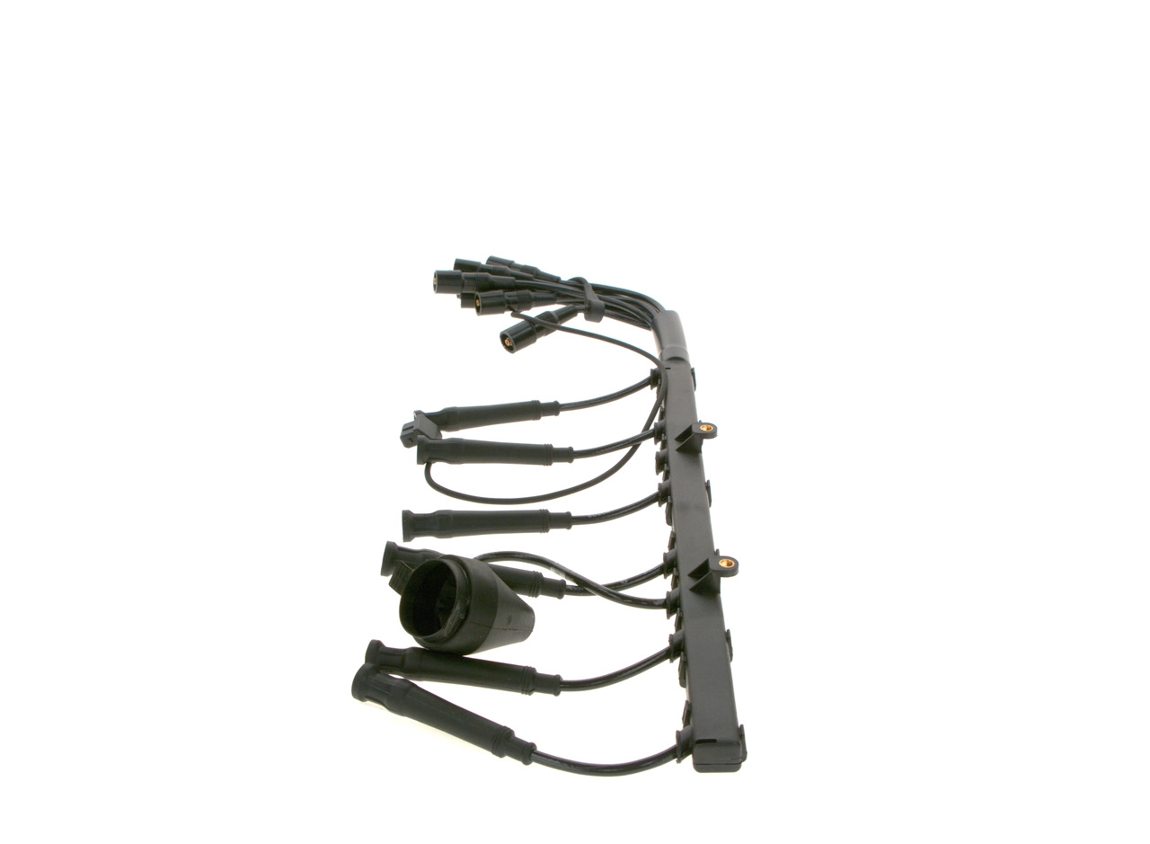Комплект проводов зажигания BOSCH 0 986 356 362