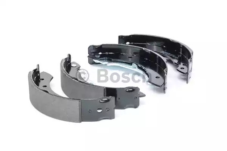Комплект тормозных колодок BOSCH 0 986 487 585