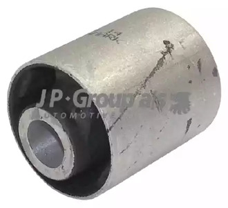 Сайлентблок рычага подвески JP GROUP 1340202700