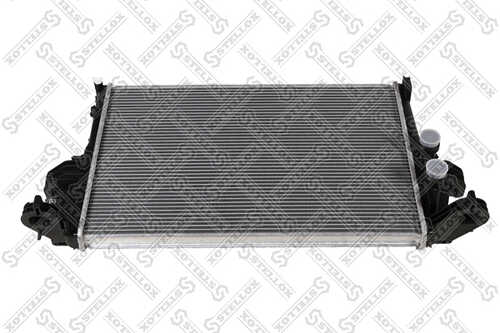 Радиатор охлаждения двигателя STELLOX 10-26907-SX